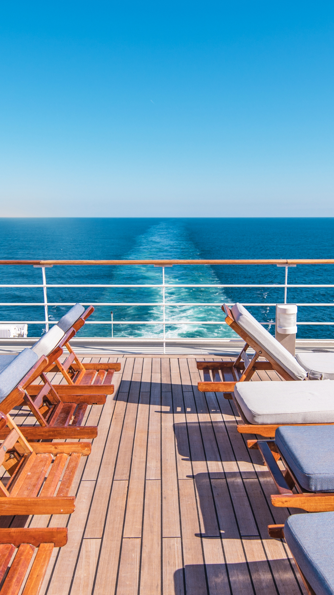 Cruise Ship